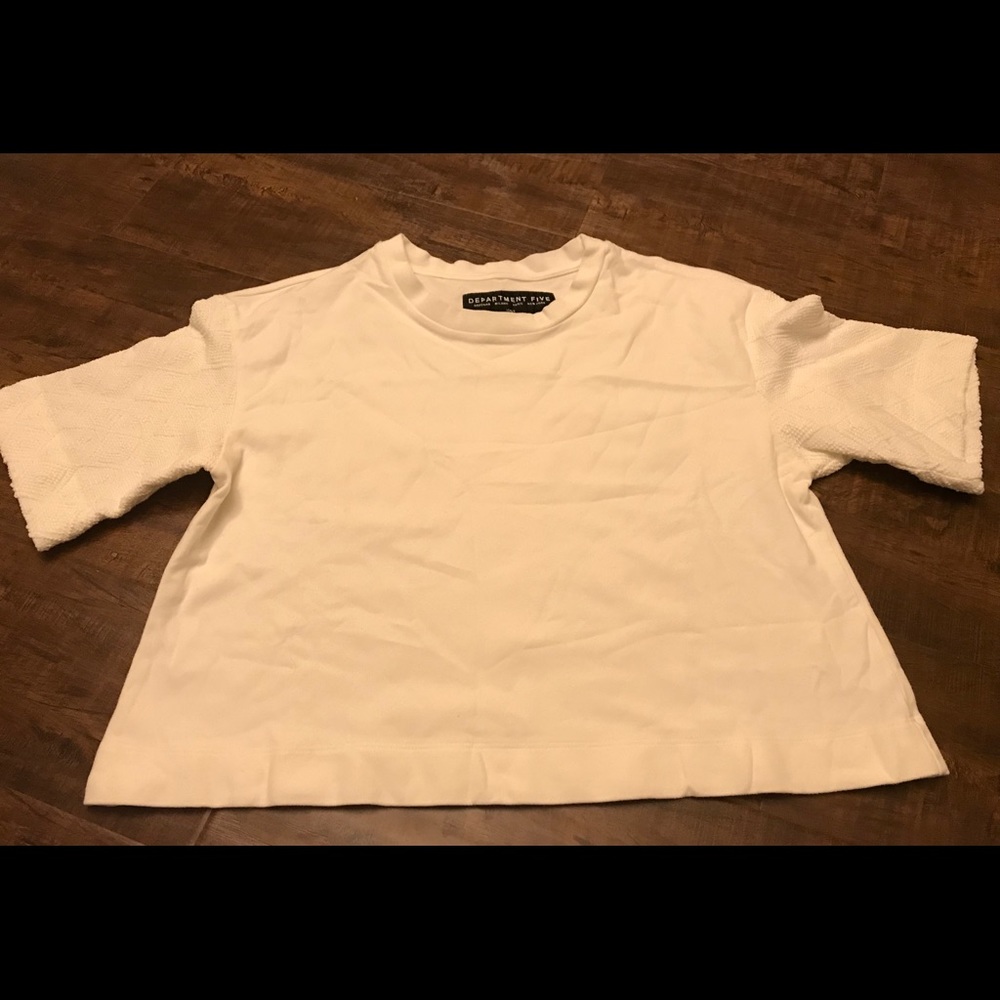White crop top